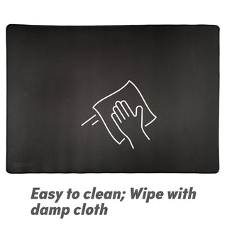 stovetop cover with illustration of hand and rag with the words "easy to clean; wipe with damp cloth"